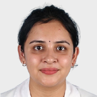 Dr Nidhi Tomar